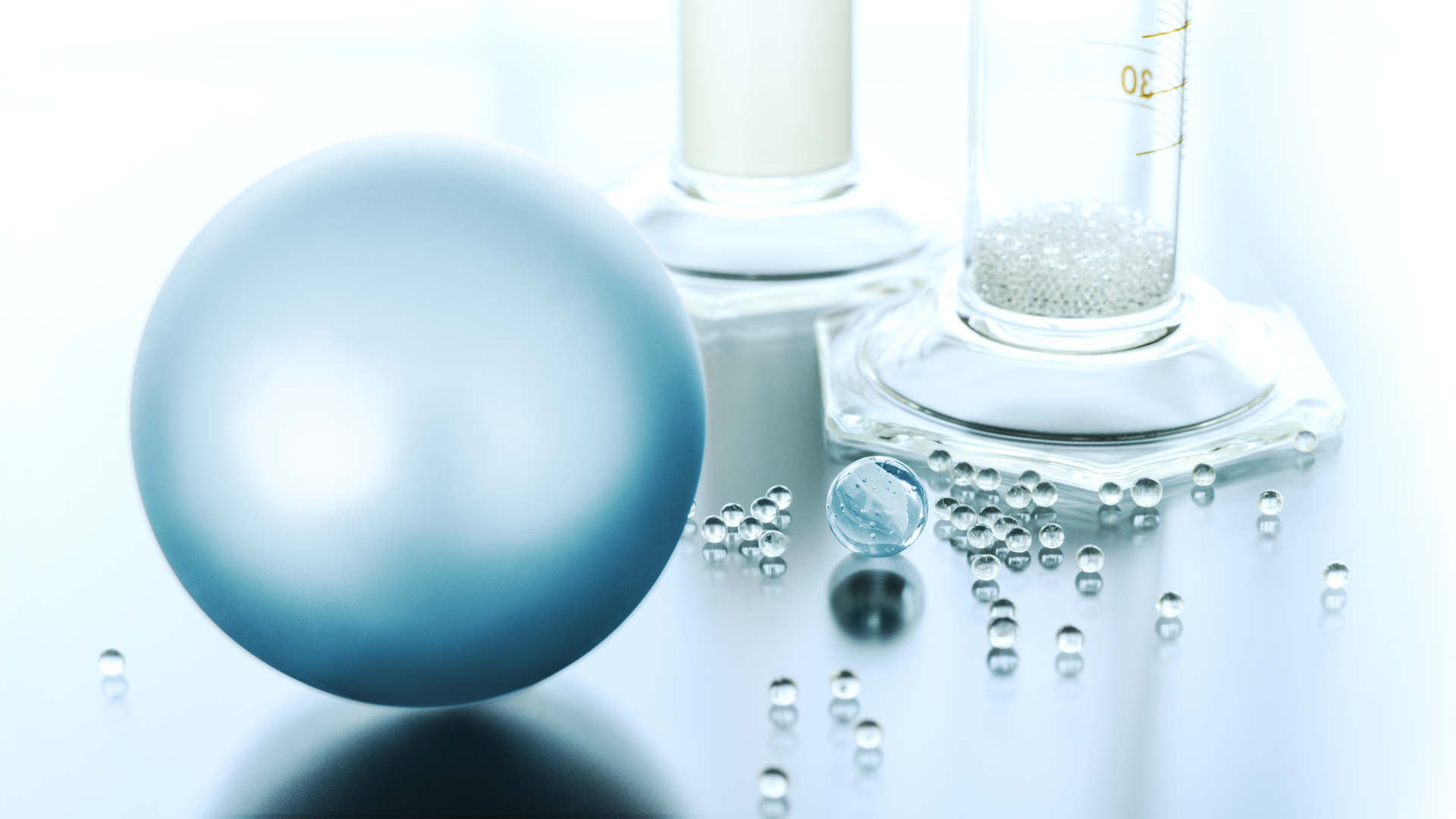 Spritzbare Fassadendämmung mit Glass-Bubbles – nachhaltige, energieeffiziente Isolation von Gebäuden