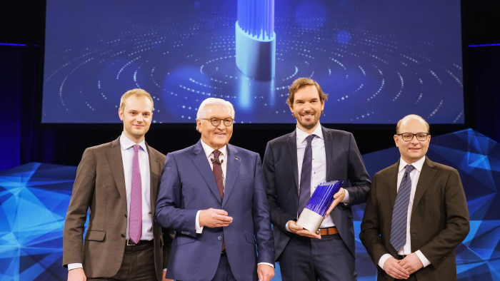 Der Bundespräsident Frank-Walter Steinmeier und die Preisträger 2019